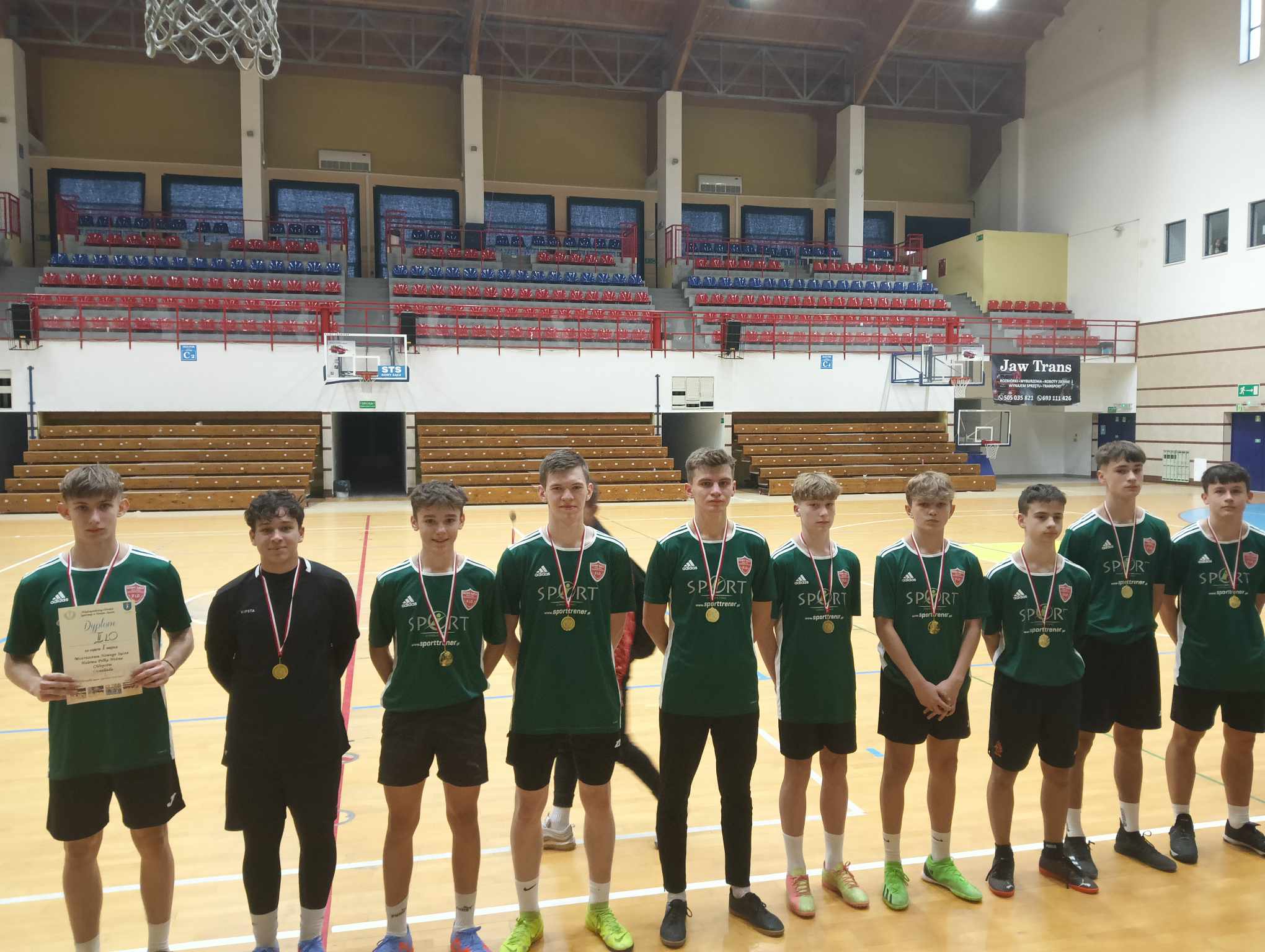 Zdjęcie M NS piłka halowa chłopców 12.23 (6)31b384e5-5ef9-45c5-a251-b92f3febd601.jpg w galerii Mistrzostwa Nowego Sącza w Piłce Halowej Chłopców